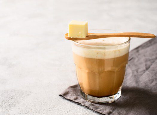 Kuloodporna kawa – czym jest i czy warto ją pić?